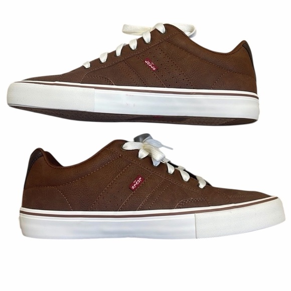 Levi's Other - Men’s Levi’s Sneakers Size 9.5